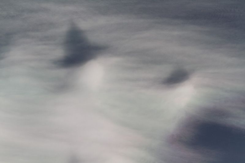 Haifischflossen-Wolken